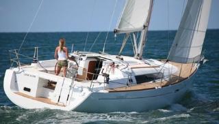 Oceanis 37 | Ioanna | Lefkas, D-Marin