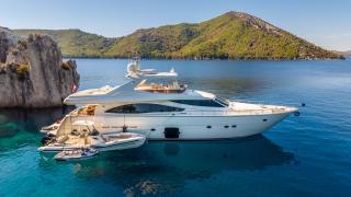 Ferretti Yachts 830 Cipriana