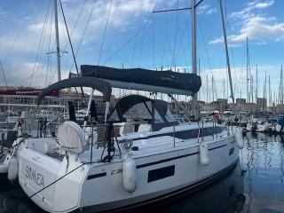 Bavaria C38 | Simea | Cote D'Azur, Marseille Marina Vieux Port