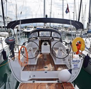 Bavaria Cruiser 34 Studena in Marina Kastela