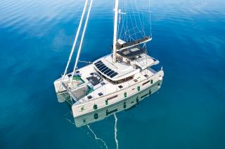 Lagoon 52 F OW Emerald Gemini in Marina Kastela